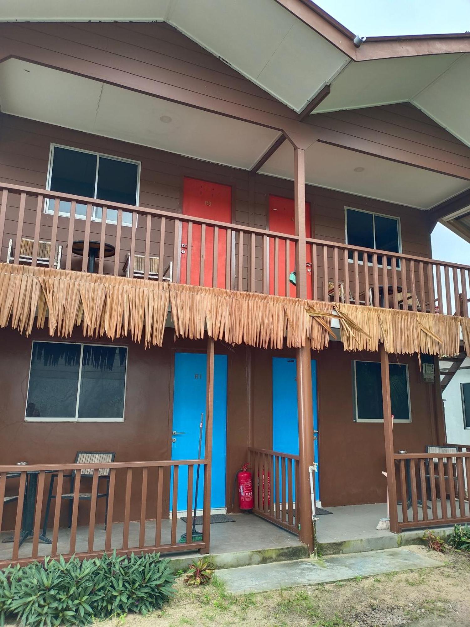 Tiongman Scubadive & Lodge Kampong Juara Экстерьер фото